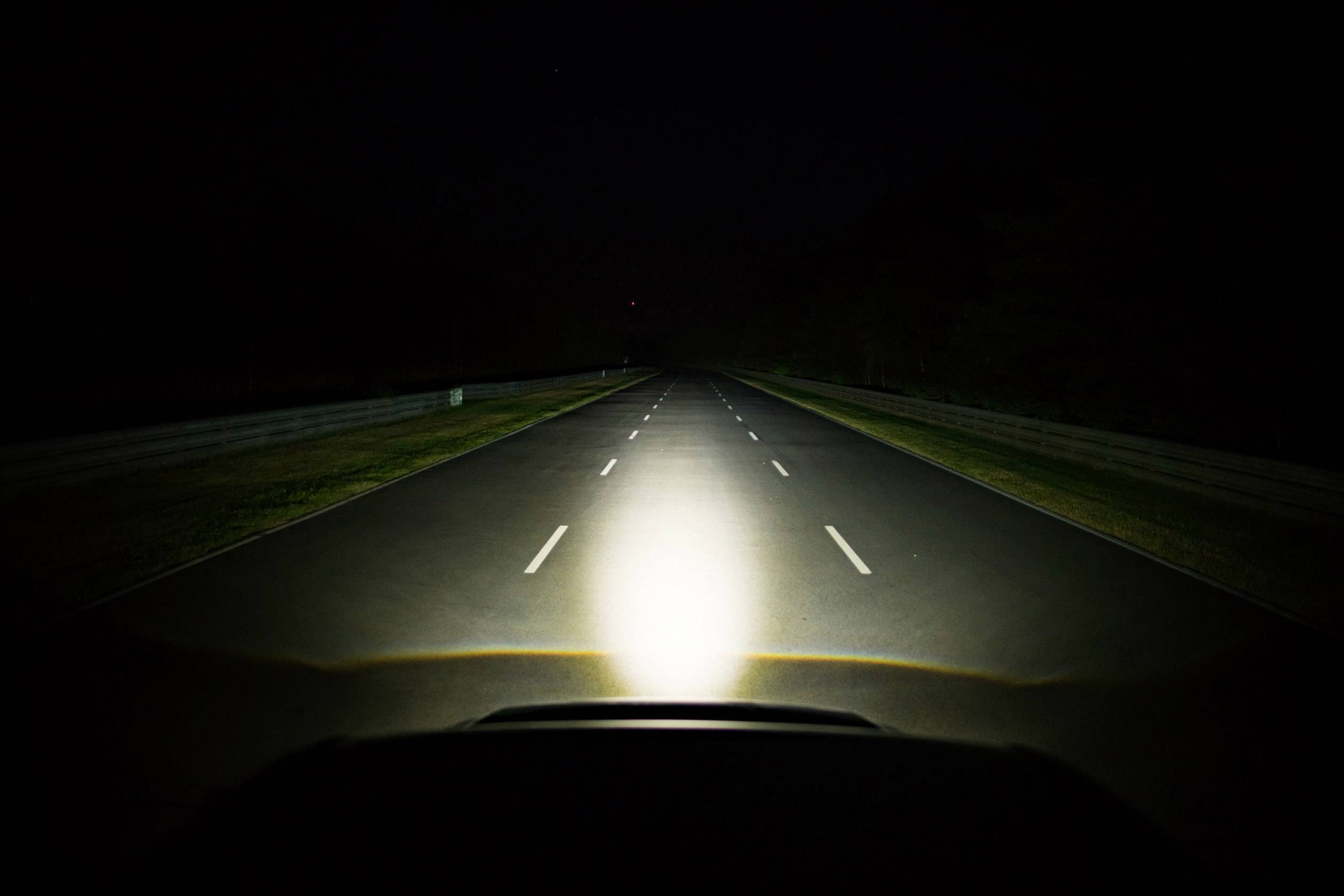 LEDriving® LIGHTBAR SX300-SP 12/24V 30W 270m fascio luminoso lungo 2600lm ECE (Ref. 20)-1