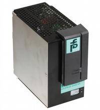 Un dispositivo elettronico nero con un'etichetta verde recante la scritta 'FP', probabilmente un alimentatore switching o un componente industriale.