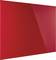 Un quadro di vetro rosso rettangolare con superficie lucida. Riflette la luce, creando ulteriori punti luminosi sulla superficie.