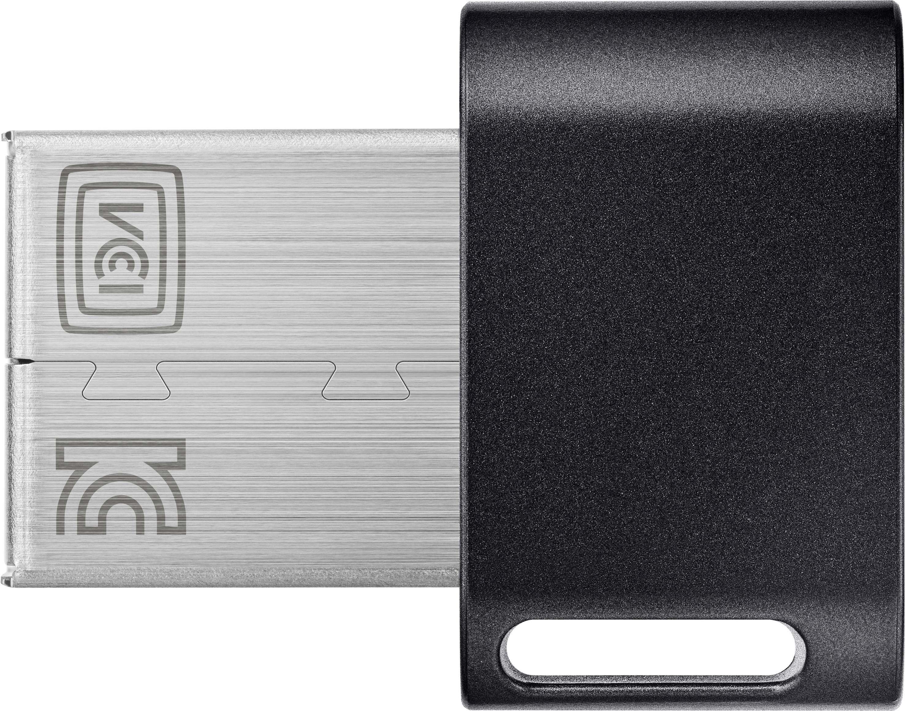 Chiavetta USB nera con un connettore argentato, parzialmente visibile. La chiavetta ha bordi lisci e un aspetto semplice e moderno.