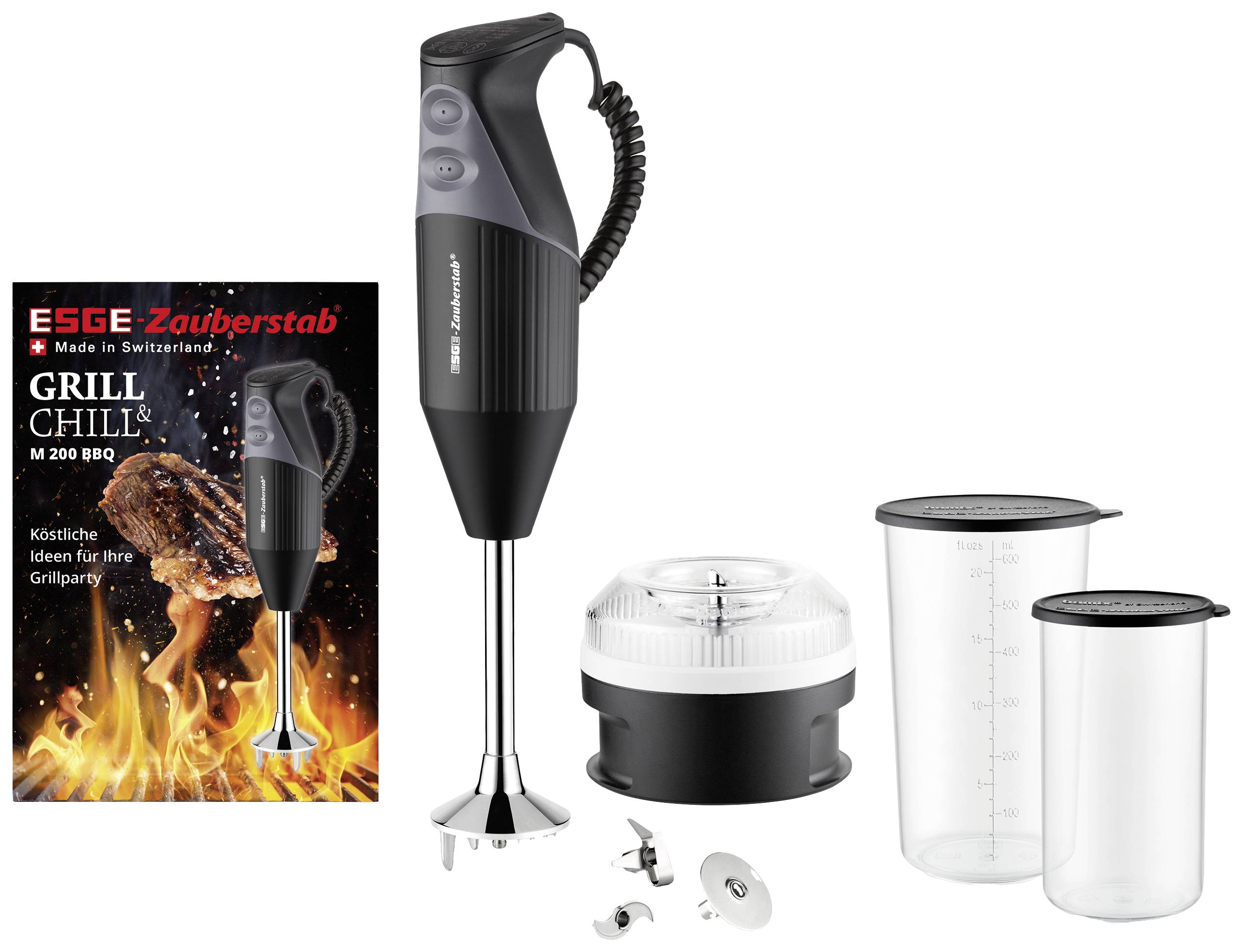 Set Mixer a Immersione ESGE Zauberstab M 200 BBQ con accessori, bicchieri per miscelazione e per mescolare, e un ricettario con ricette per barbecue.