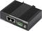 Un iniettore PoE nero con due porte Ethernet, un connettore verde per l'alimentazione (DC IN) e un indicatore LED.