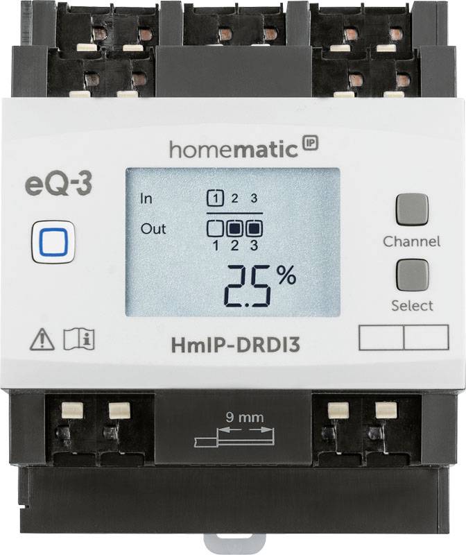Un dispositivo di domotica di Homematic IP mostra '2,5%' su un display. Sono visibili tasti per il controllo e diversi connettori.