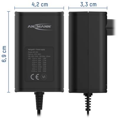 Alimentatore nero Ansmann, modello APS 3001, con dimensioni 6,9 cm x 4,2 cm x 3,3 cm. Marchio CE visibile.
