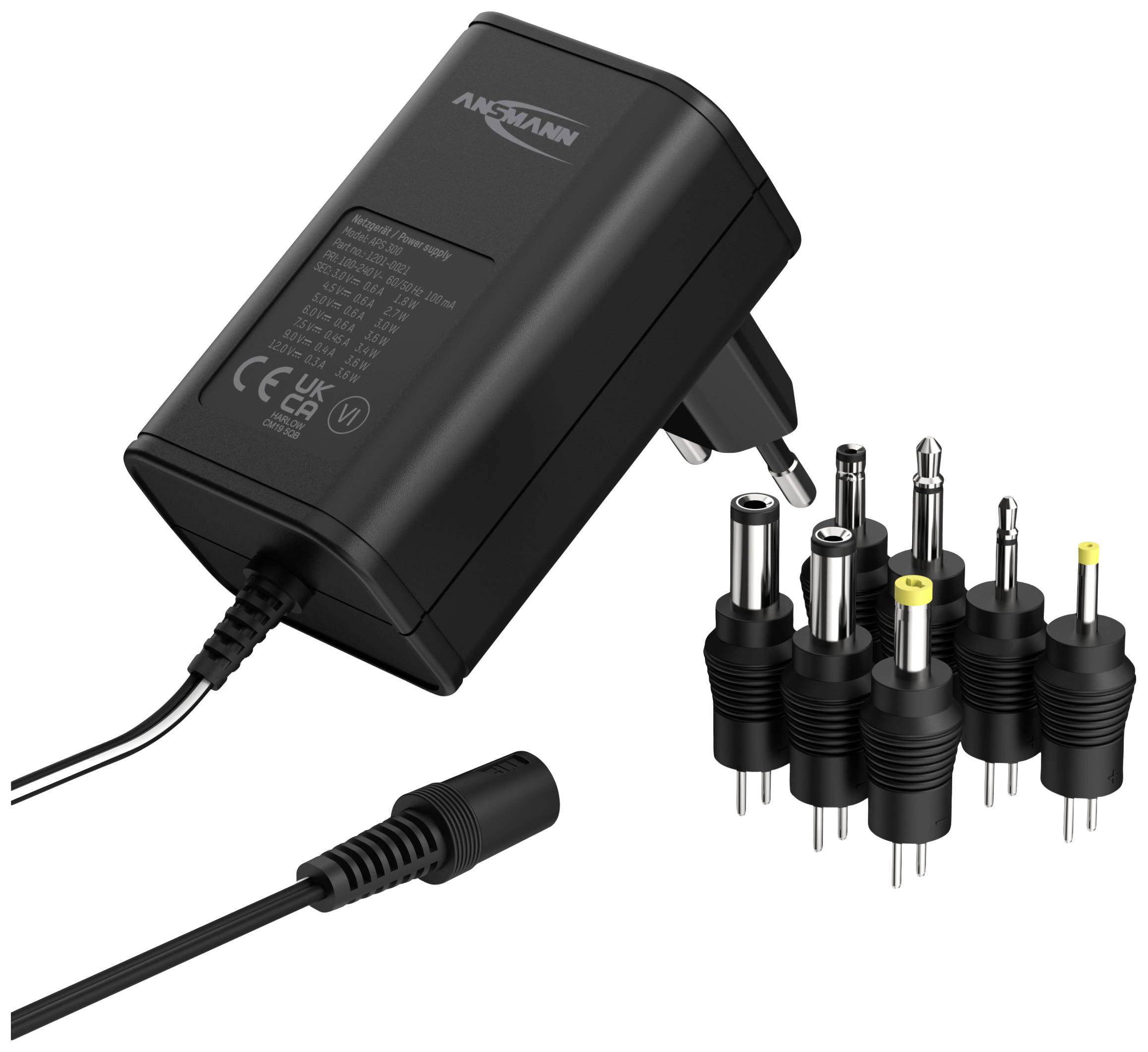 Un alimentatore nero con più spine intercambiabili. Sono presenti sette diverse dimensioni di spine.