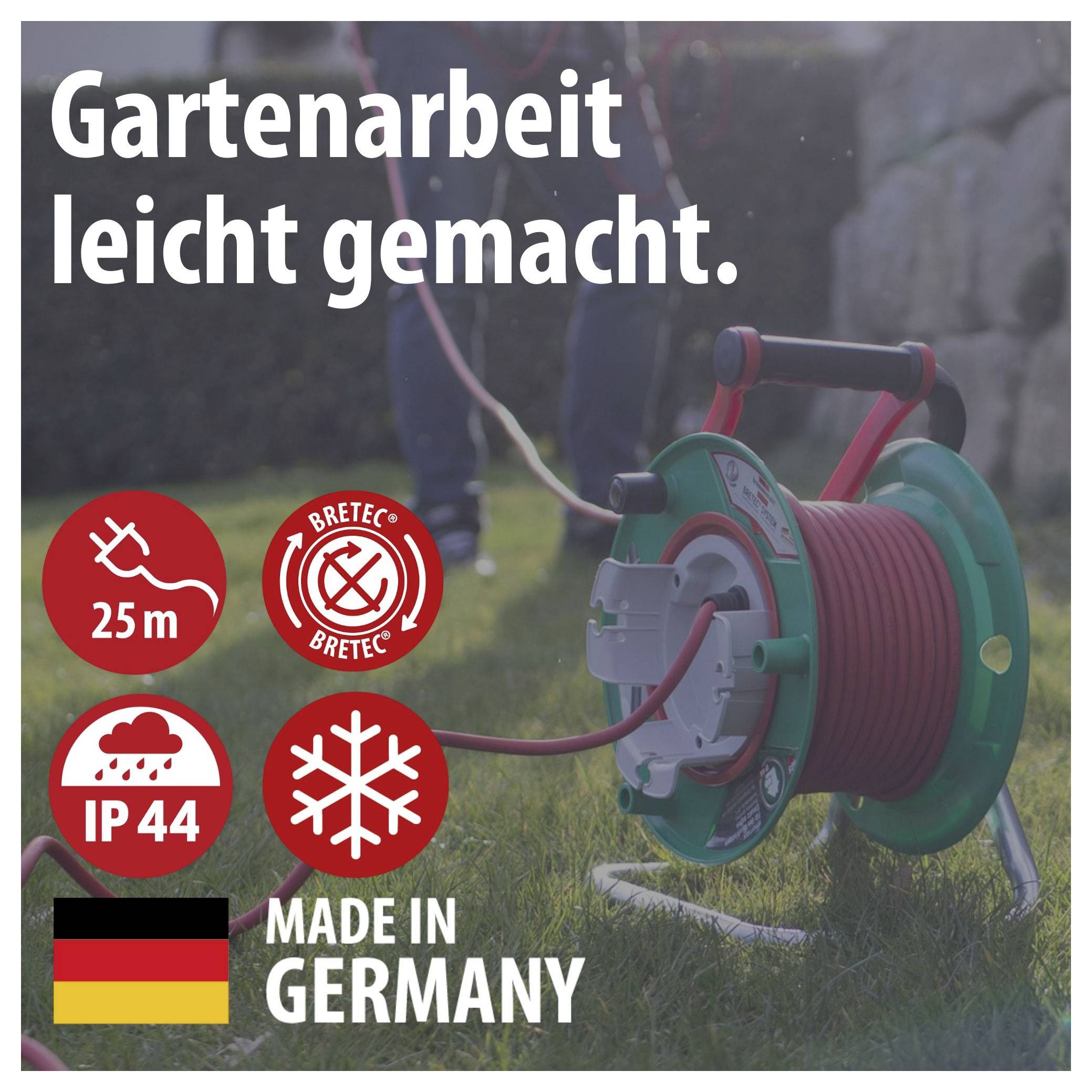 Immagine pubblicitaria di un tubo da giardino su bobina per cavi nell'erba con il testo "Il giardinaggio reso facile" e simboli per 25 m, IP44 e "Made in Germany".