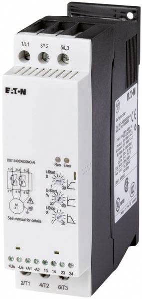 Dispositivo industriale con tre connessioni di fase, pannello di controllo con tasti e LED. Scritta: 'Consultare il manuale per i dettagli'.
