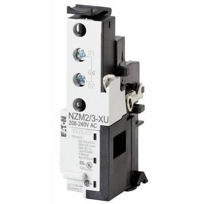 Nell'immagine è raffigurato un interruttore automatico con la scritta 'Eaton' e le specifiche 'NZM2/3-XU 208-240V AC'.