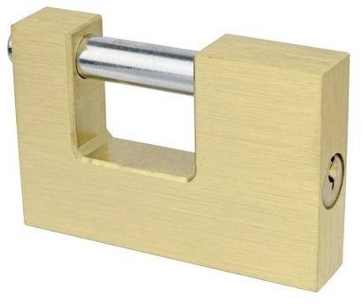Un lucchetto rettangolare, massiccio, con un archetto metallico lucido, che simboleggia la sicurezza.