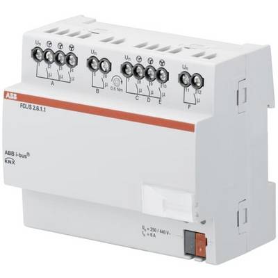 Un modulo di commutazione KNX bianco con più morsetti in alto e un fusibile rosso in basso a destra. Il nome del marchio 'ABB' è visibile.