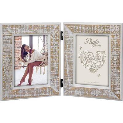 Cornice doppia con una foto di una donna sorridente che indossa un maglione beige, seduta in un'amaca, con un motivo decorativo a cuore.