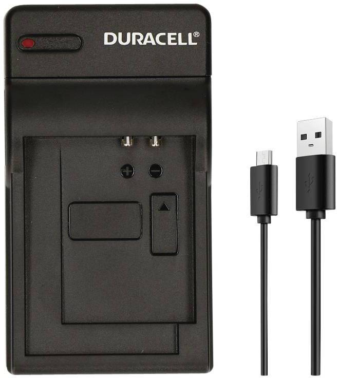Caricabatterie nero con nome del marchio e spia luminosa rossa accanto a un cavo USB con connettore Micro-USB, idoneo per batterie.
