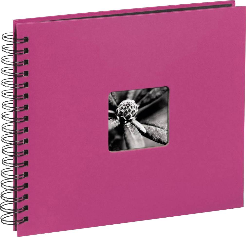 Album fotografico rosa con foto quadrata in bianco e nero in copertina che ritrae un fiore.