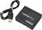 Splitter HDMI 1x2 e cavo di alimentazione. Il dispositivo divide il segnale video da una sorgente HDMI su due uscite.