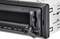 Autoradio con porte per scheda SD e AUX. Pannello frontale nero con comandi e display.