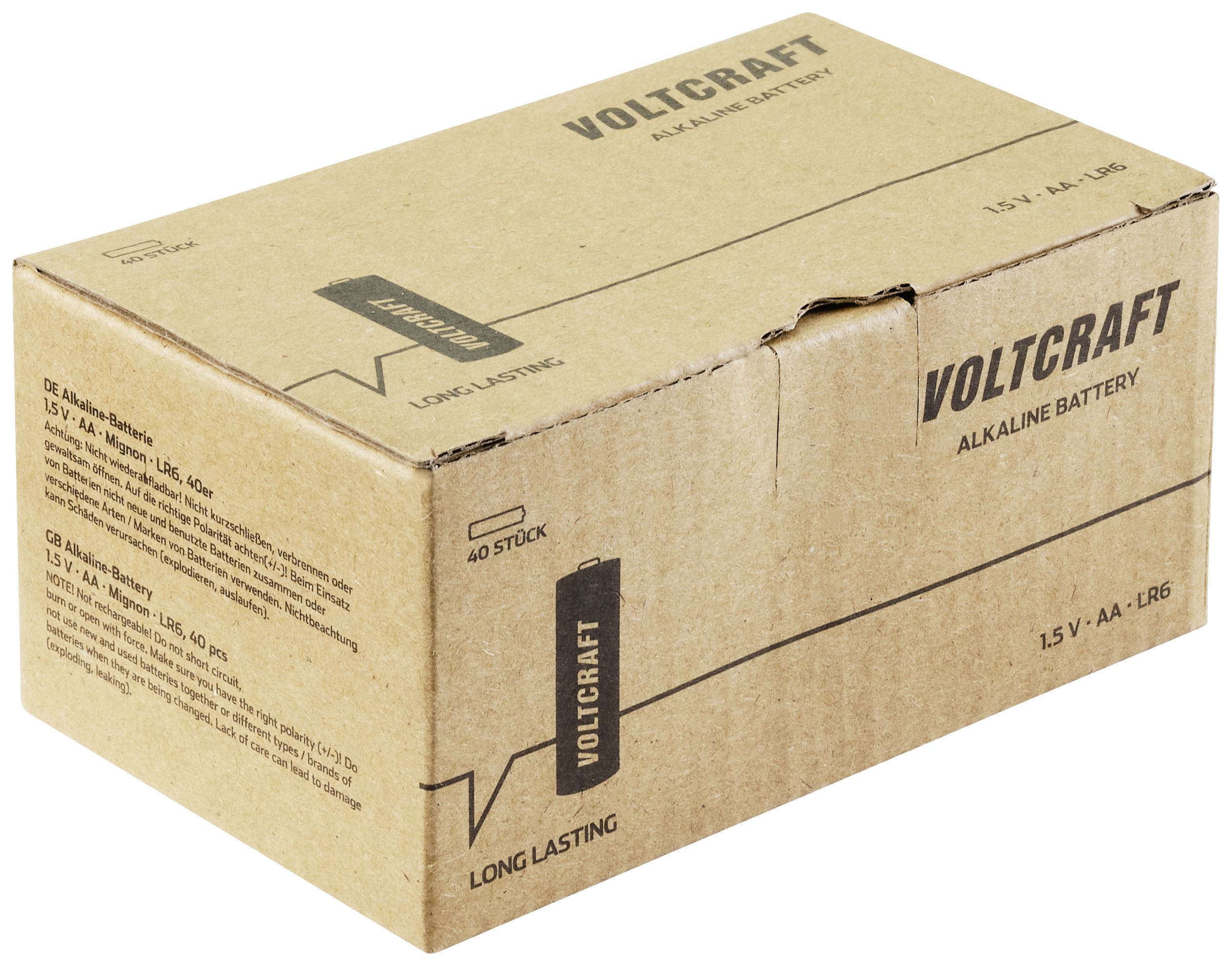 Una scatola di cartone marrone con la scritta 'Voltcraft Alkaline Battery', contiene 40 batterie AA, 1,5V, a lunga durata.