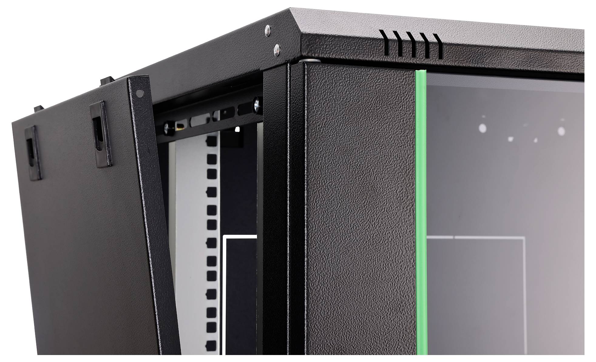 Un armadio rack server nero con una porta anteriore parzialmente aperta, con una striscia LED verde lungo il bordo.