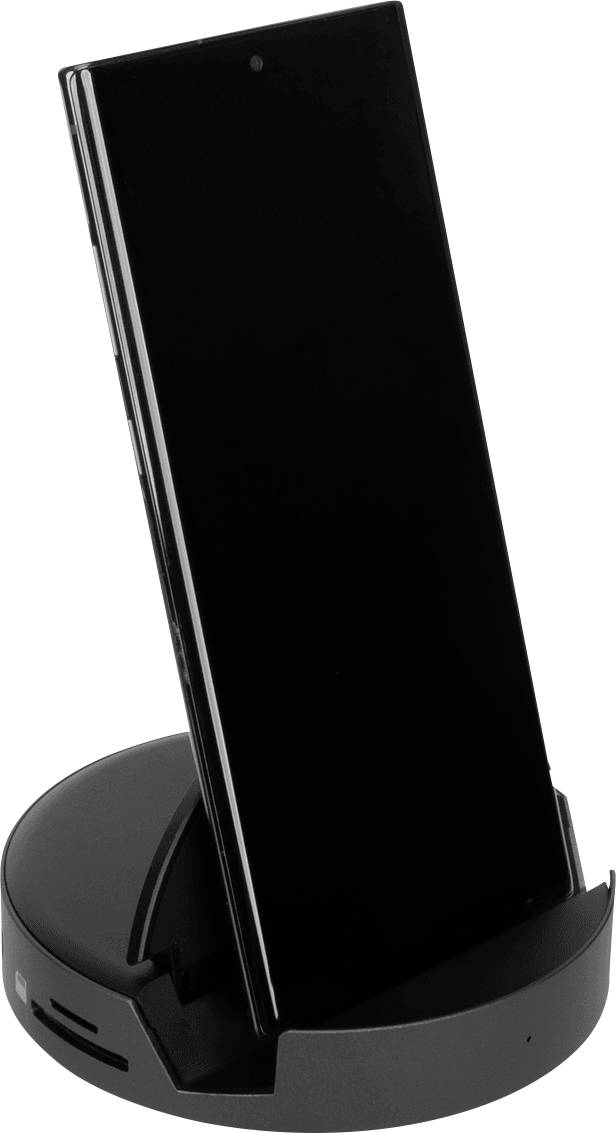 Un smartphone nero è in posizione verticale in una stazione di ricarica che offre funzionalità di carica e trasferimento dati.
