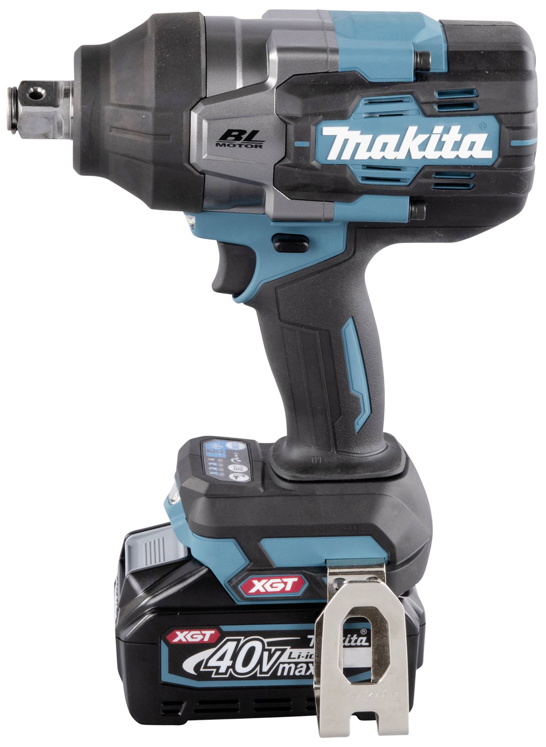 'Avvitatore a percussione Makita, modello con design blu-nero e batteria da 40V. Utilizzato per lavori di avvitatura pesanti.'