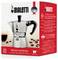 Confezione della 'Bialetti Moka Express' che mostra una caffettiera espresso in acciaio inossidabile con manico nero, accanto a un bicchiere di caffè.