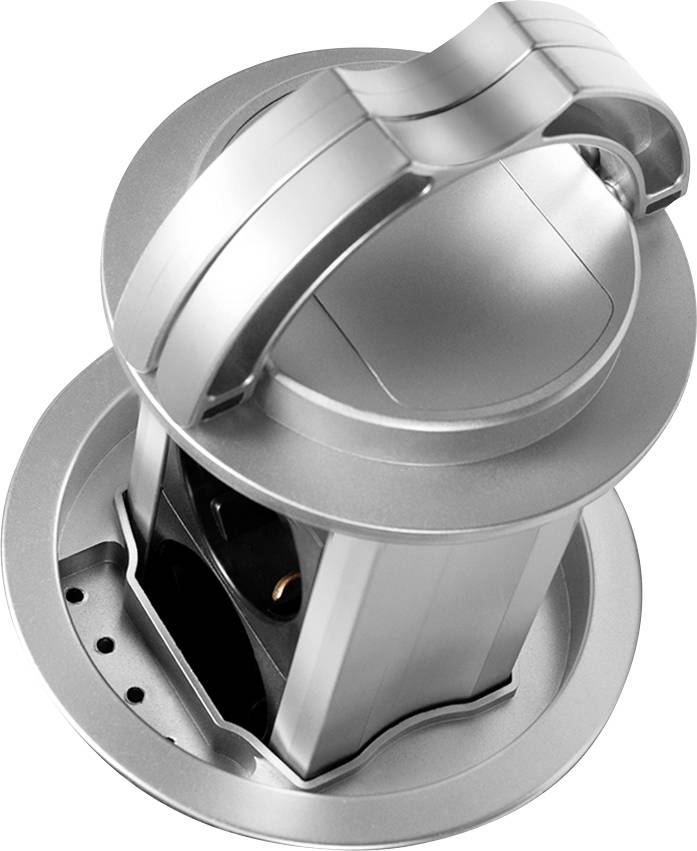 Utensile elettrico argentato con impugnatura ergonomica e meccanismo di attivazione visibile, ripreso da una prospettiva dall'alto.
