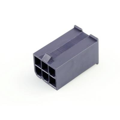 Un connettore nero rettangolare in plastica con sei punti di connessione.