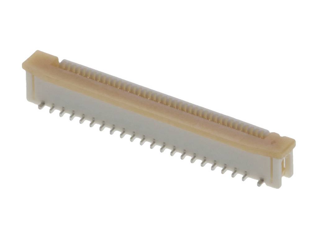 Un connettore elettronico con più pin metallici, utilizzato per il collegamento di schede elettroniche.