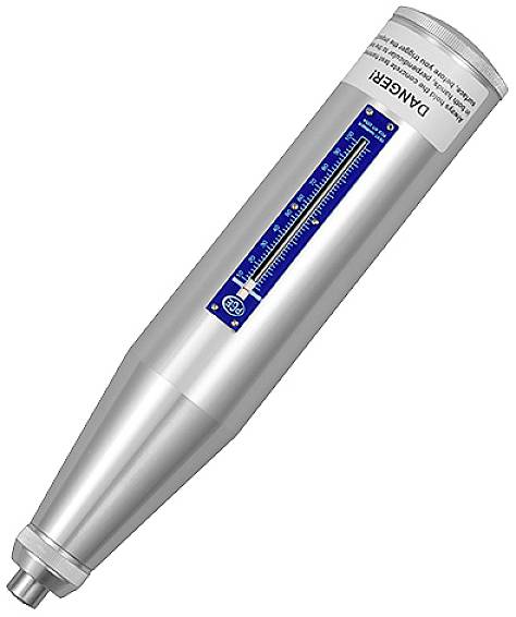 Martello argentato per prove su calcestruzzo con strumento di misurazione blu per determinare la resistenza del calcestruzzo. Adesivo di avvertimento 'DANGER!' in alto