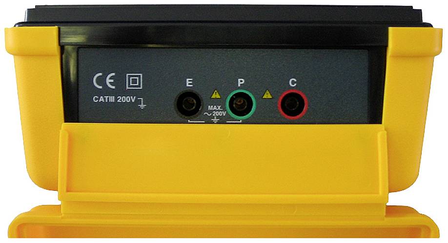 Dispositivo di misurazione giallo con tre connessioni: E (nero), P (verde), C (rosso) e marcatura CE. Tensione massima 200V.