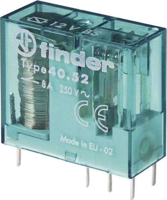 Un relè rettangolare, trasparente, con la scritta 'Finder', modello '40.52', per 250V AC. Mostra bobine metalliche e contatti di commutazione.