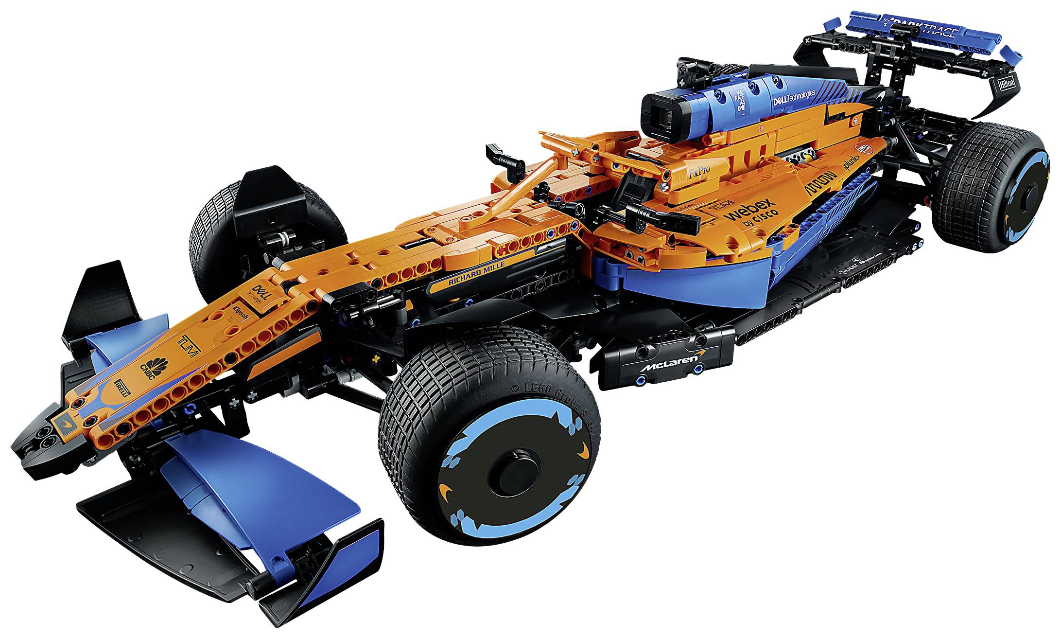 Un modellino di una vettura di Formula 1 in arancione e blu, riprodotto con precisione, mostra ali aerodinamiche e ruote.