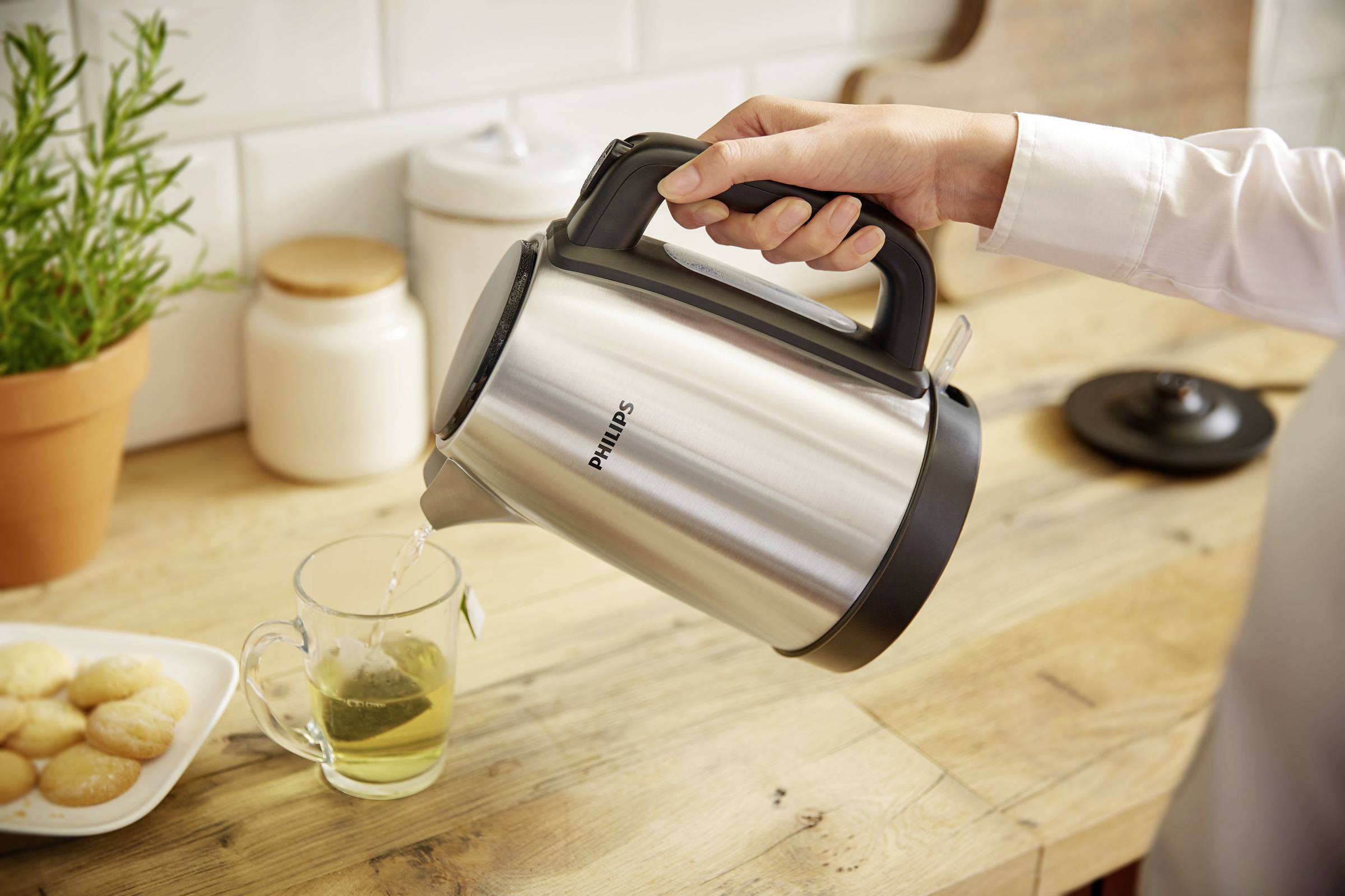 Philips Home HD9350/90 Daily Bollitore acciaio inox, Nero Capacità effettiva: 1.7 l-5