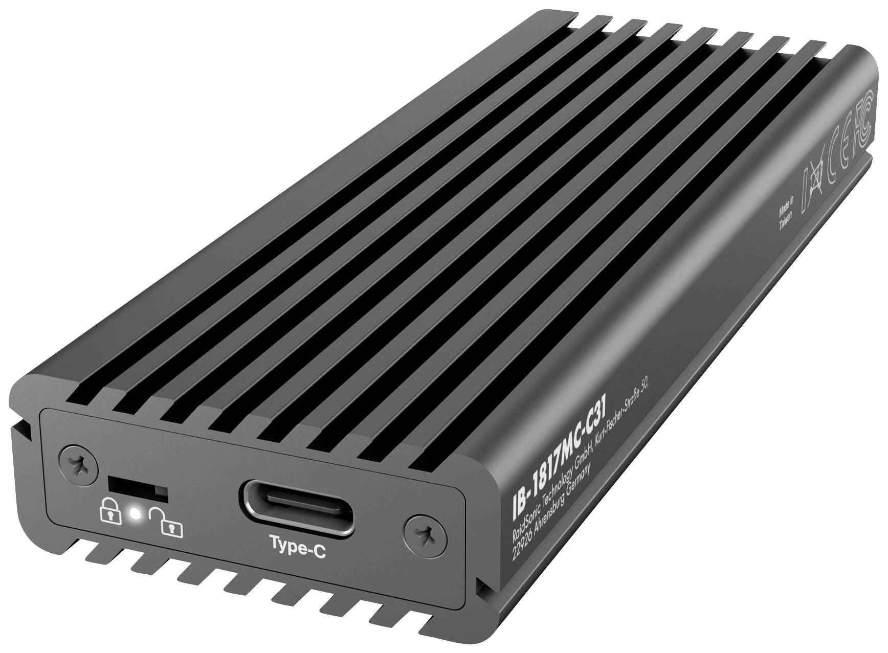 Un adattatore per hard disk esterno con connettore USB-C e fessure di ventilazione per il raffreddamento.