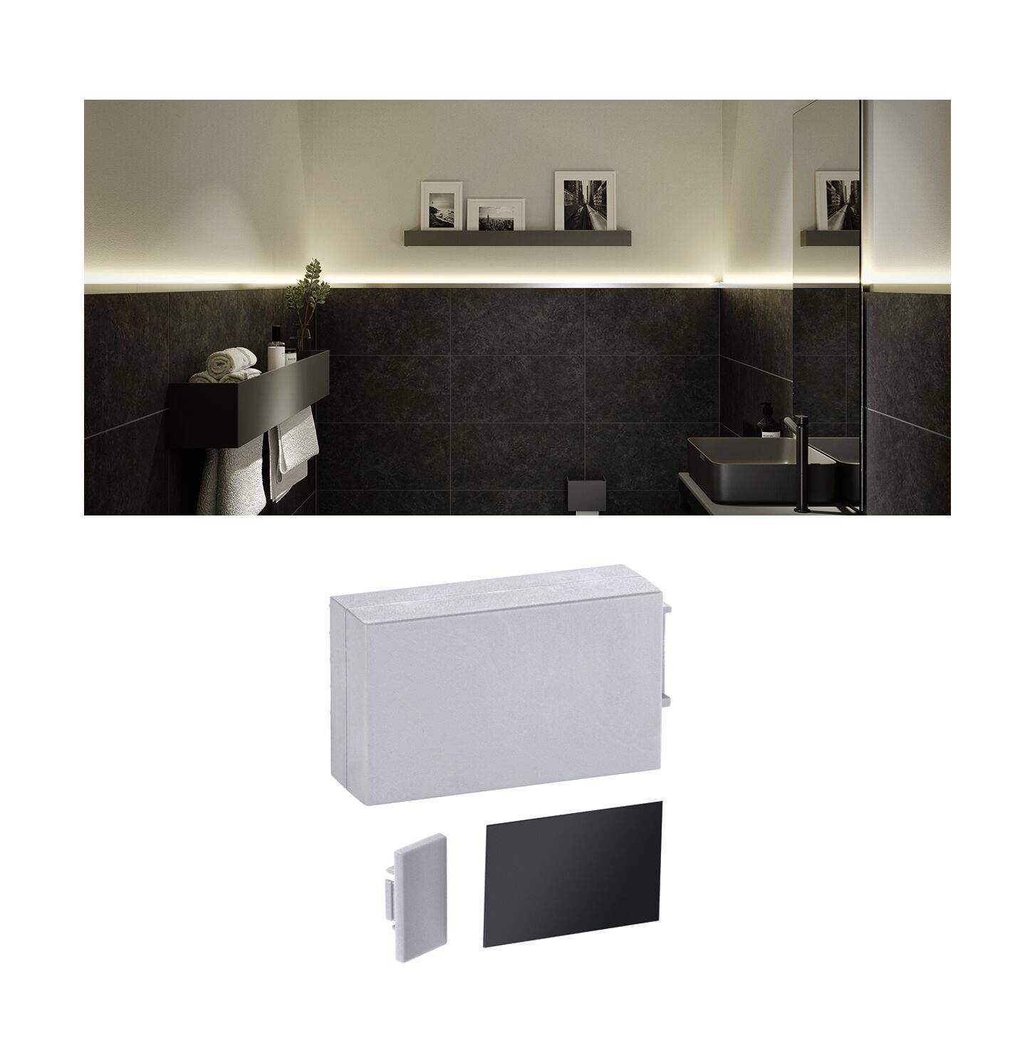 Bagno elegantemente arredato con piastrelle scure, illuminazione moderna e mensole a parete di stile. Sotto di esse, un quadro elettrico con coperchio.