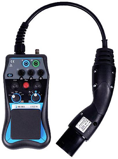 Un dispositivo elettronico nero e blu per la misurazione, dotato di cavo e spina, utilizzato per la diagnosi di veicoli elettrici.