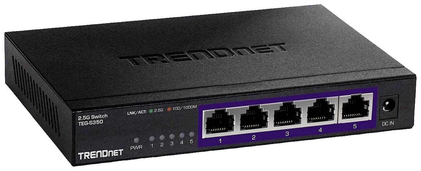 Un switch di rete nero TRENDnet con cinque porte Ethernet, LED per l'indicazione dello stato e connettore di alimentazione sul lato destro.