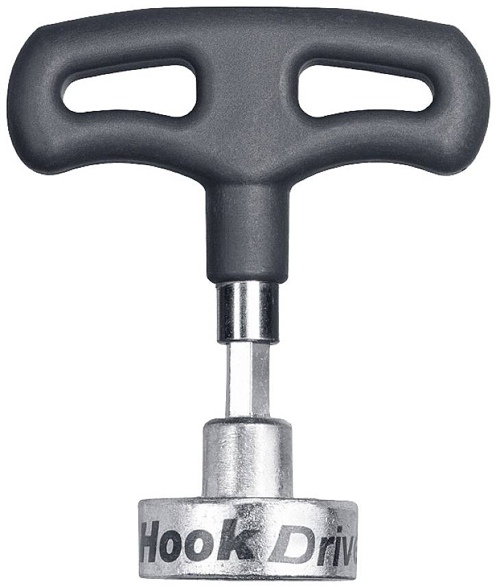 Un utensile con impugnatura a T nera con un inserto cilindrico argentato, contrassegnato con 'Hook Driver', per l'installazione di supporti di sospensione.