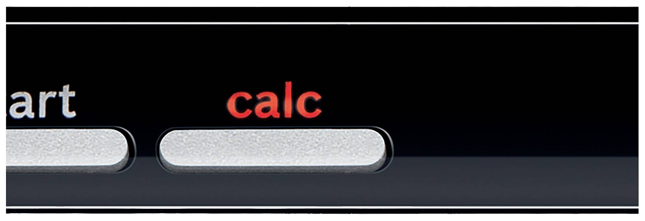 Primo piano di uno schermo del computer con il carattere 'calc' evidenziato in rosso.