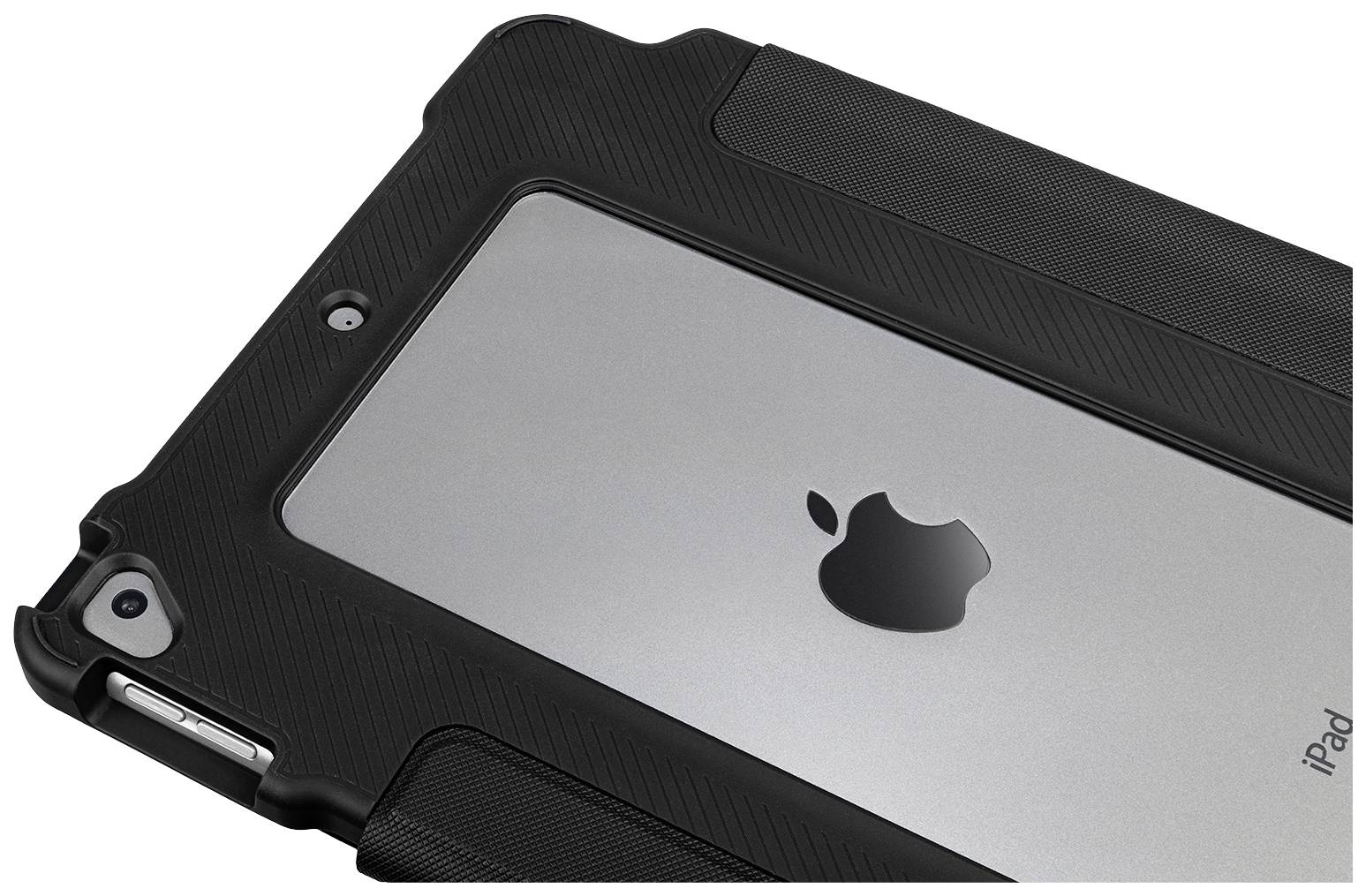 Tablet in custodia nera, vista posteriore. Fotocamera e logo Apple al centro, bordi della custodia visibili, inquadratura diagonale.