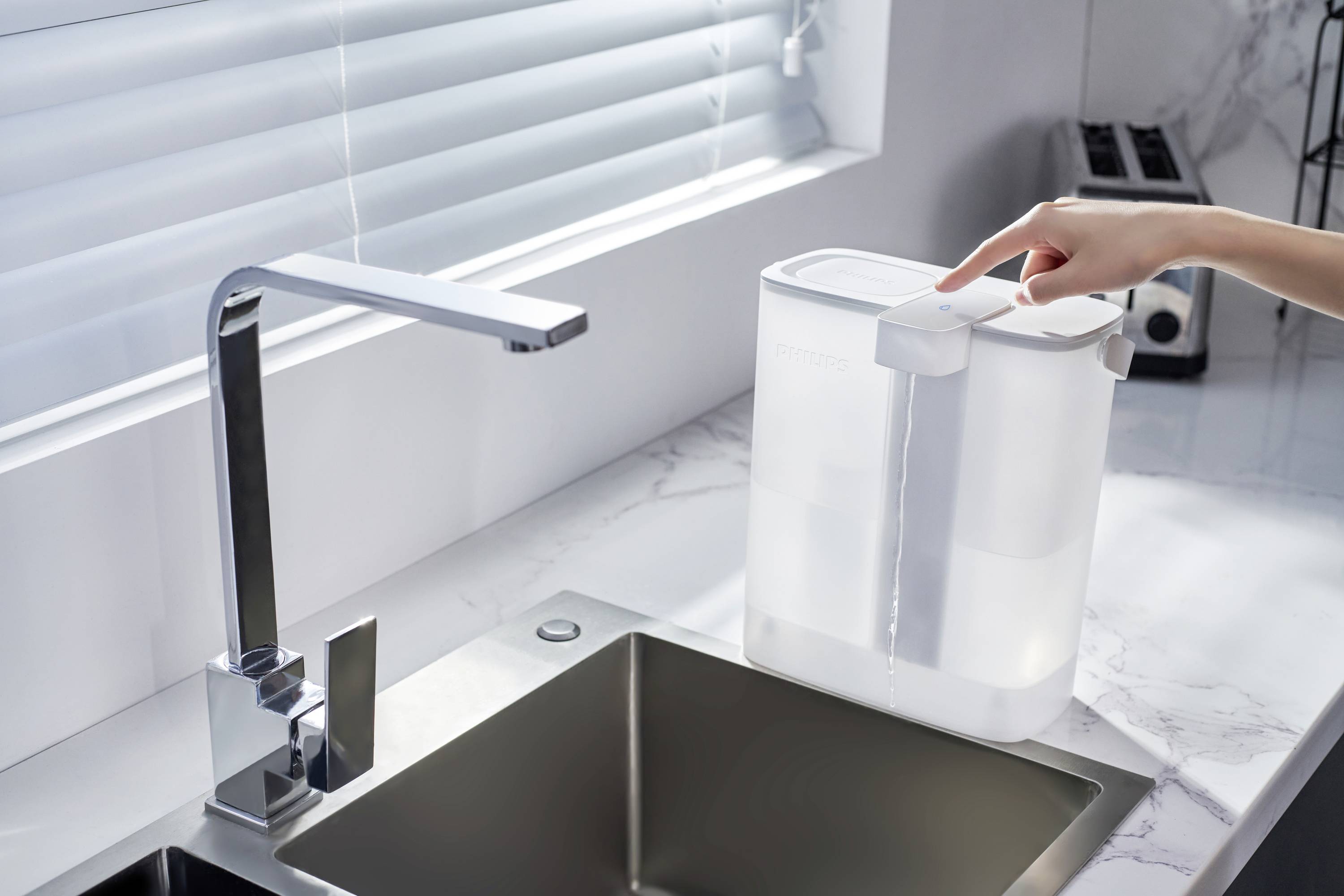 Distributore d'acqua istantaneo Philips AWP2980WH/31-17