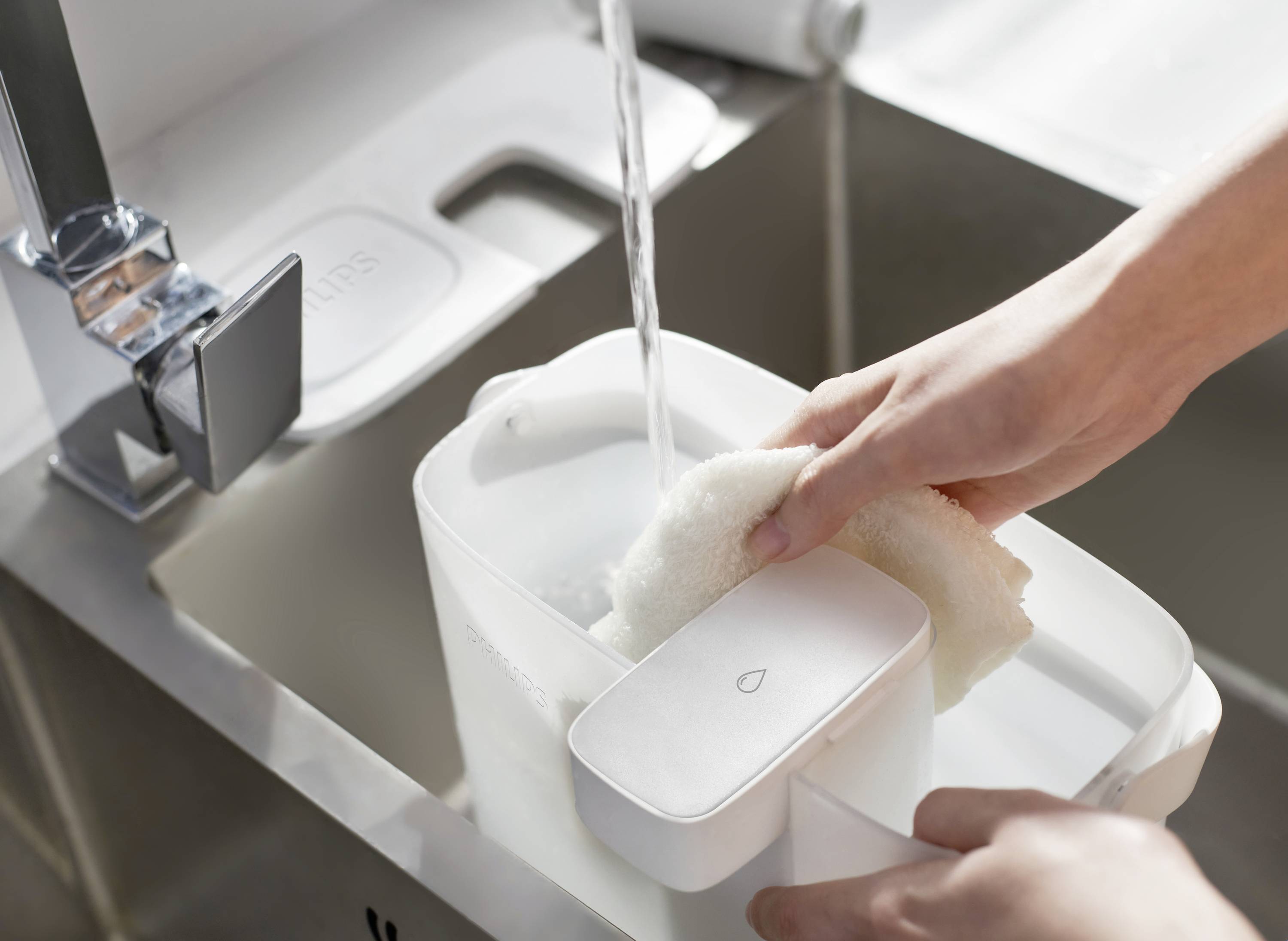 Distributore d'acqua istantaneo Philips AWP2980WH/31-18