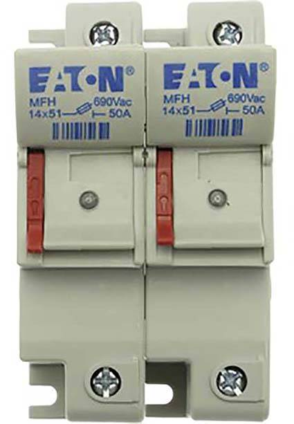 Interruttori di sicurezza bipolari con scritta blu, idonei per 690 V corrente alternata e 50 Ampere, con pulsanti di commutazione rossi.