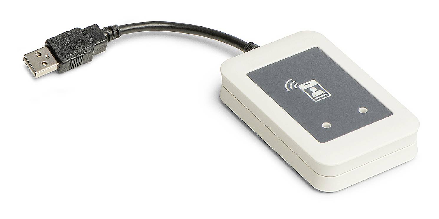 Un lettore di schede USB bianco con superficie nera e simbolo wireless, adatto per l'uso RFID o NFC.