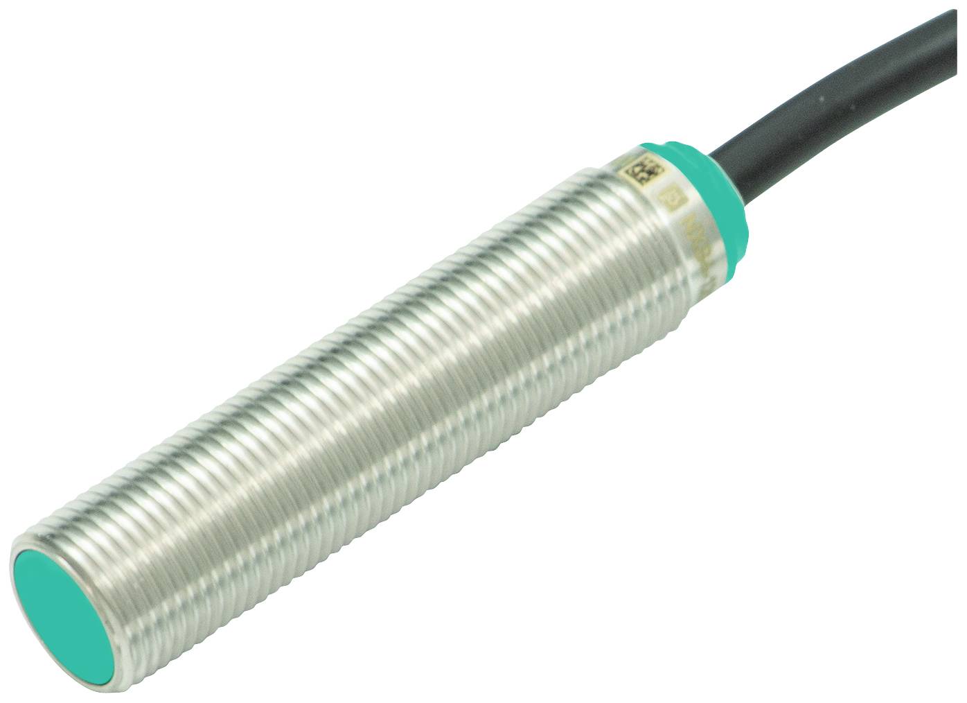 Un sensore cilindrico metallico con cavo, probabilmente utilizzato per il rilevamento di oggetti o posizioni in sistemi automatizzati.