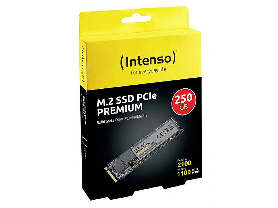 Una confezione gialla per un SSD M.2 PCIe Premium Intenso da 250 GB. Velocità di lettura in evidenza: 2100 MB/s, velocità di scrittura: 1100 MB/s.
