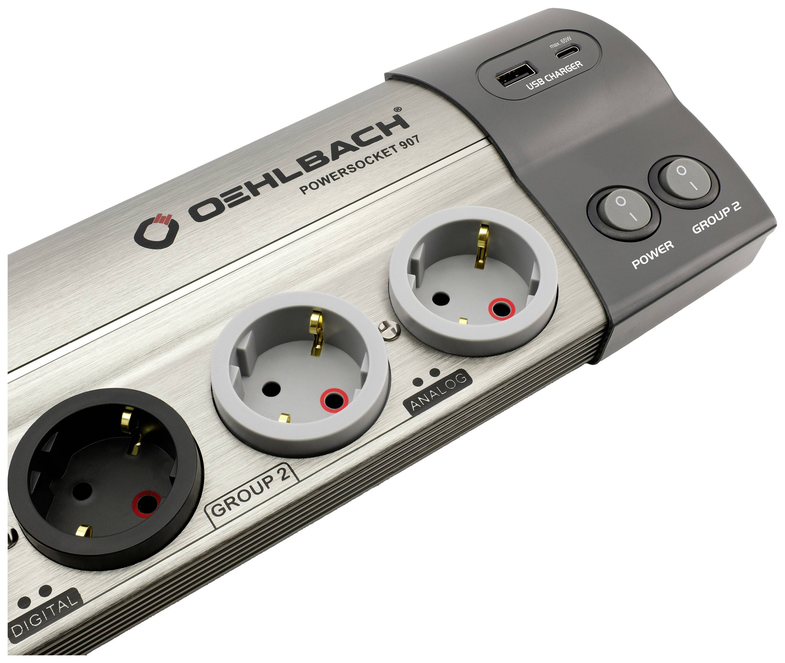 Multipresa con porta di ricarica USB. Due slot per 'Gruppo 2', uno per 'Digitale'. Due tasti: 'Accensione' e 'Gruppo 2'.