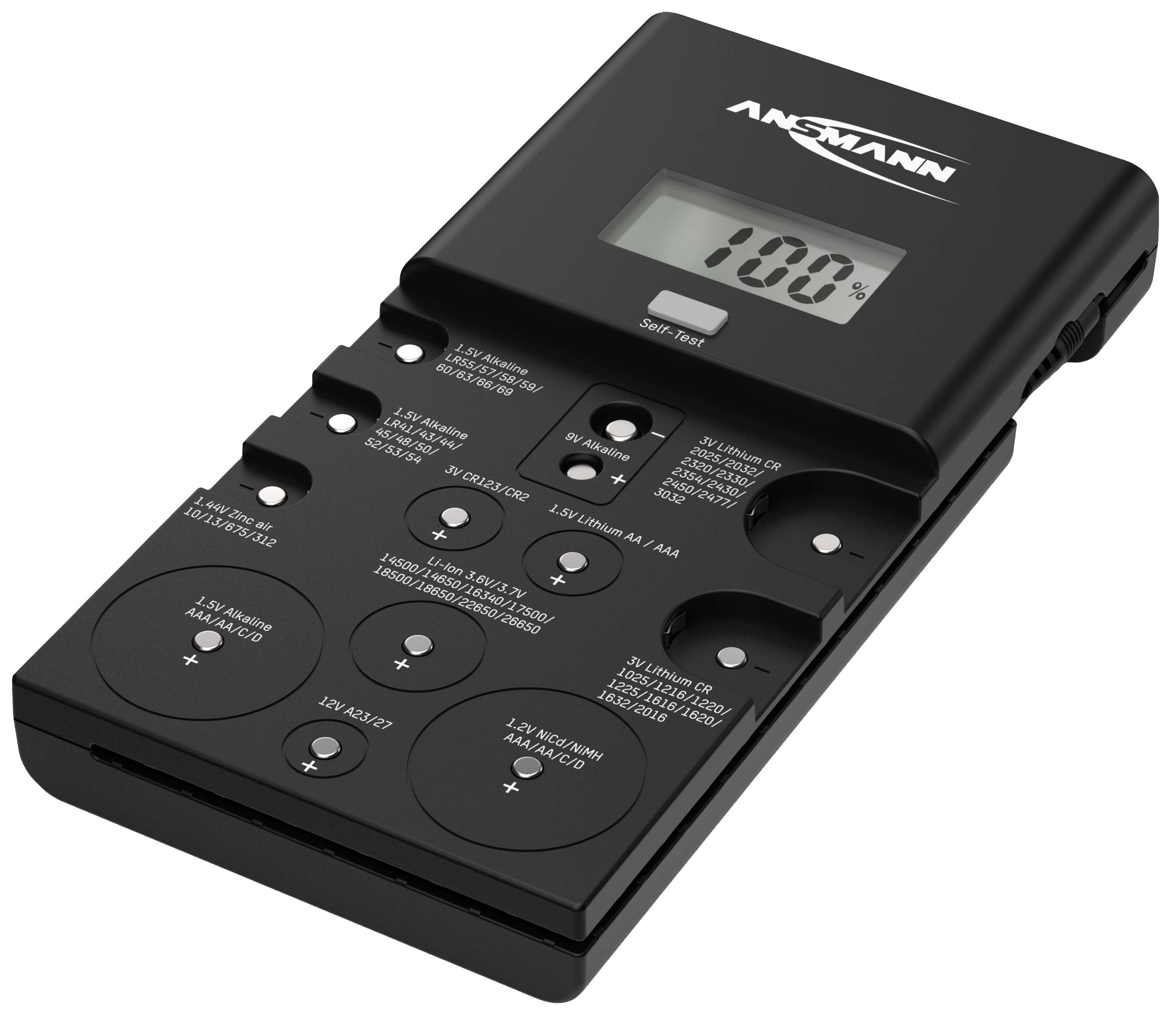 Il tester batterie di Ansmann mostra lo stato di carica delle batterie di diversi tipi su un display digitale.