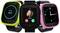 Tre smartwatch: A sinistra una con contapassi (450 passi), al centro mostra una chiamata da 'Mamma', a destra un orologio digitale (10:08).