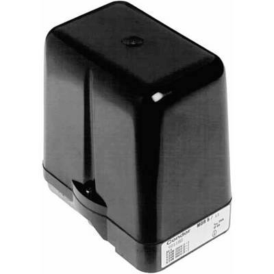 Un interruttore nero con scritta 'Condor MDR 5/11'.