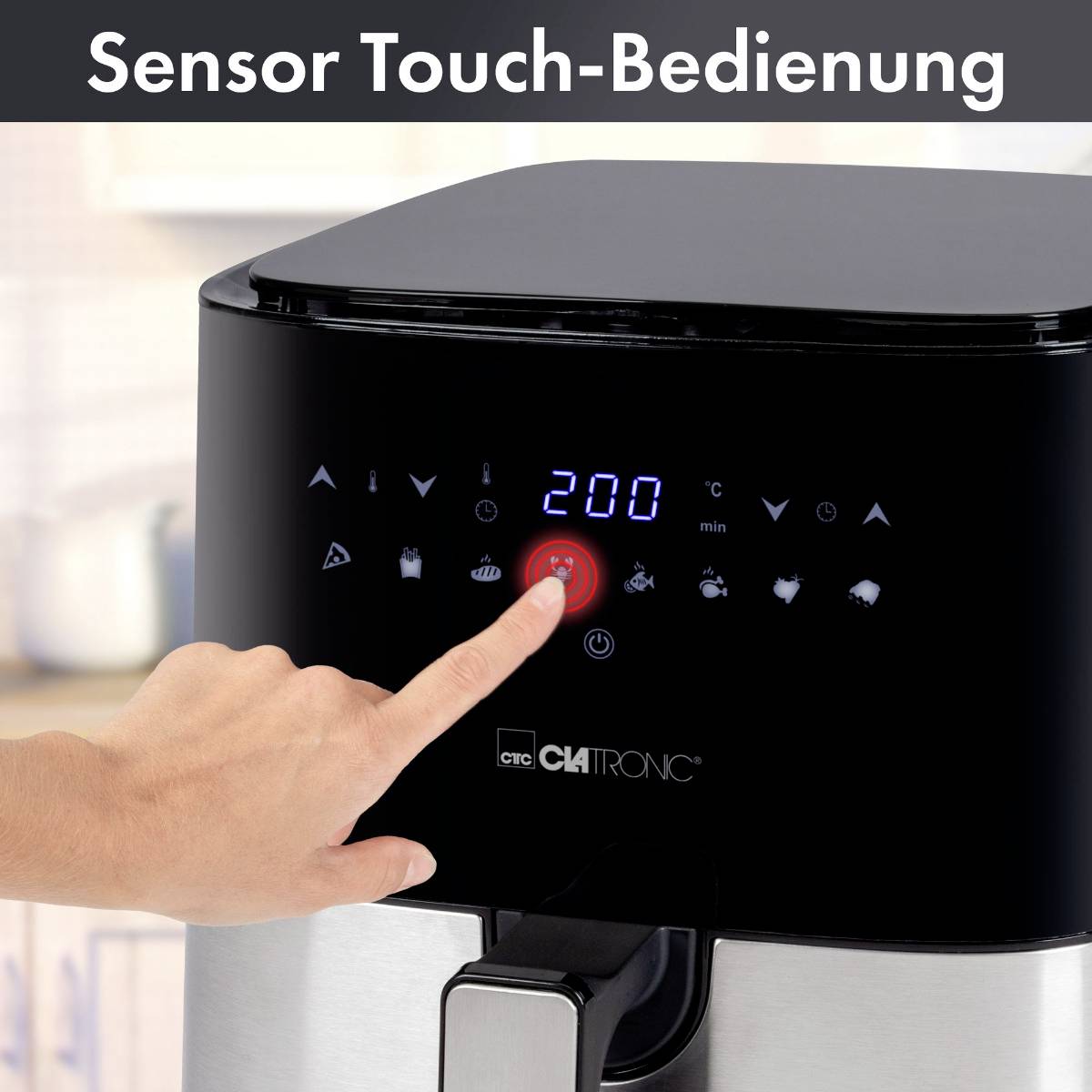 Una mano aziona un pannello di controllo digitale su un elettrodomestico da cucina. Il display mostra '200°C'. In alto è scritto 'Controllo touch del sensore'.